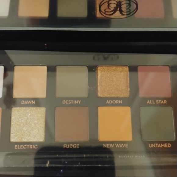 💖FIRM! NWT ANASTASIA BEVERLY HILLS SUBCULTURE EYESHADOW PALATTE (DISCONTINUED) - Picture 11 of 14
